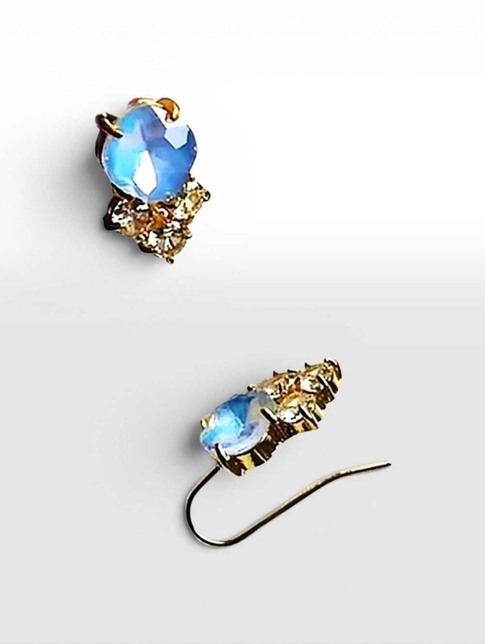 Blue crystal drop earrings; nwot